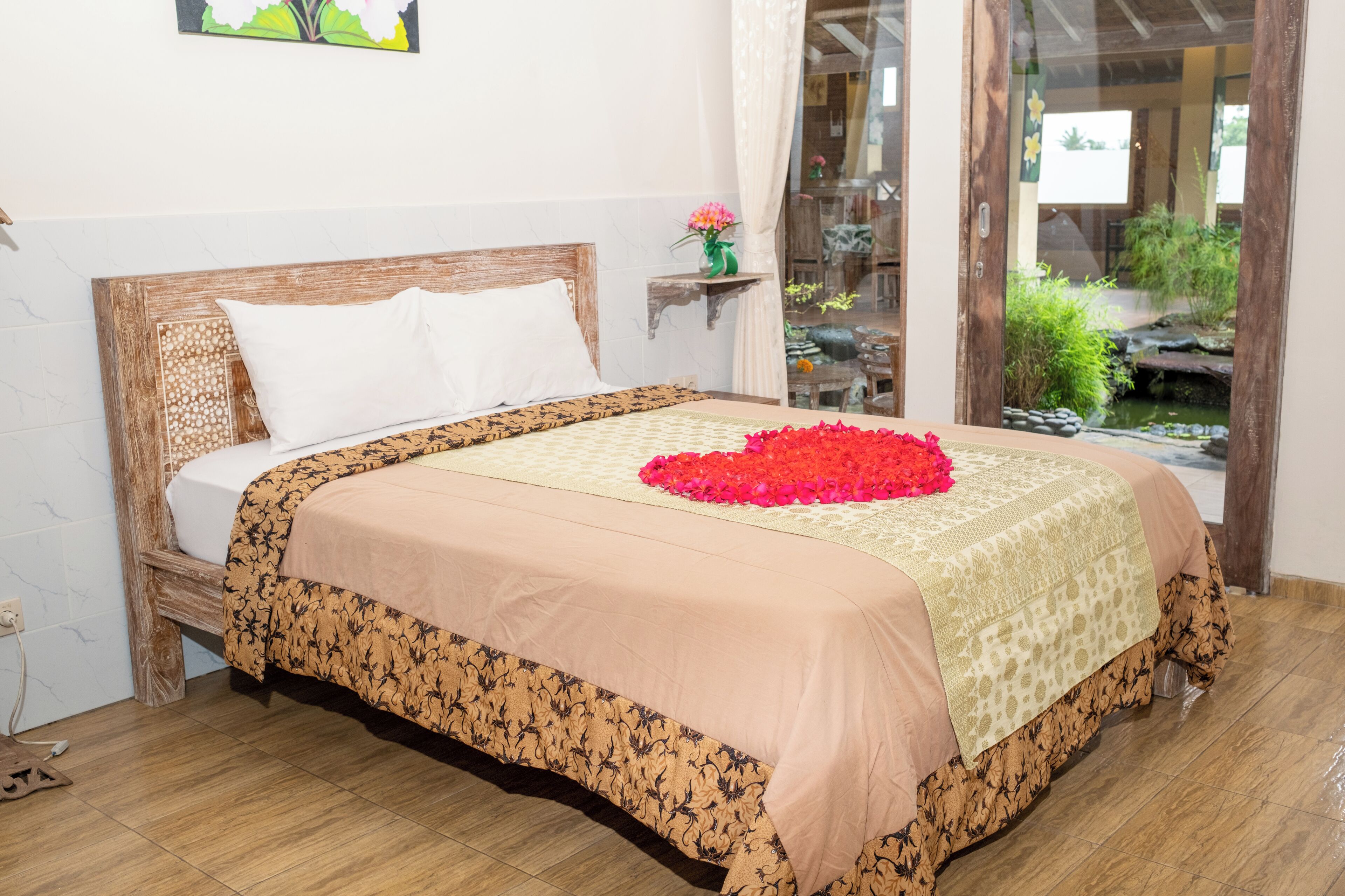 Premium bedding, free WiFi, bed sheets