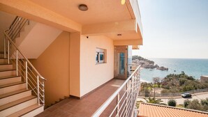 View from property - Raymond Apartments (Pržno)