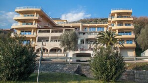 View from property - Raymond Apartments (Pržno)