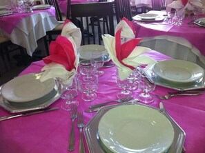 Breakfast, lunch and dinner served  - Hotel Aurora (Gabicce Mare)