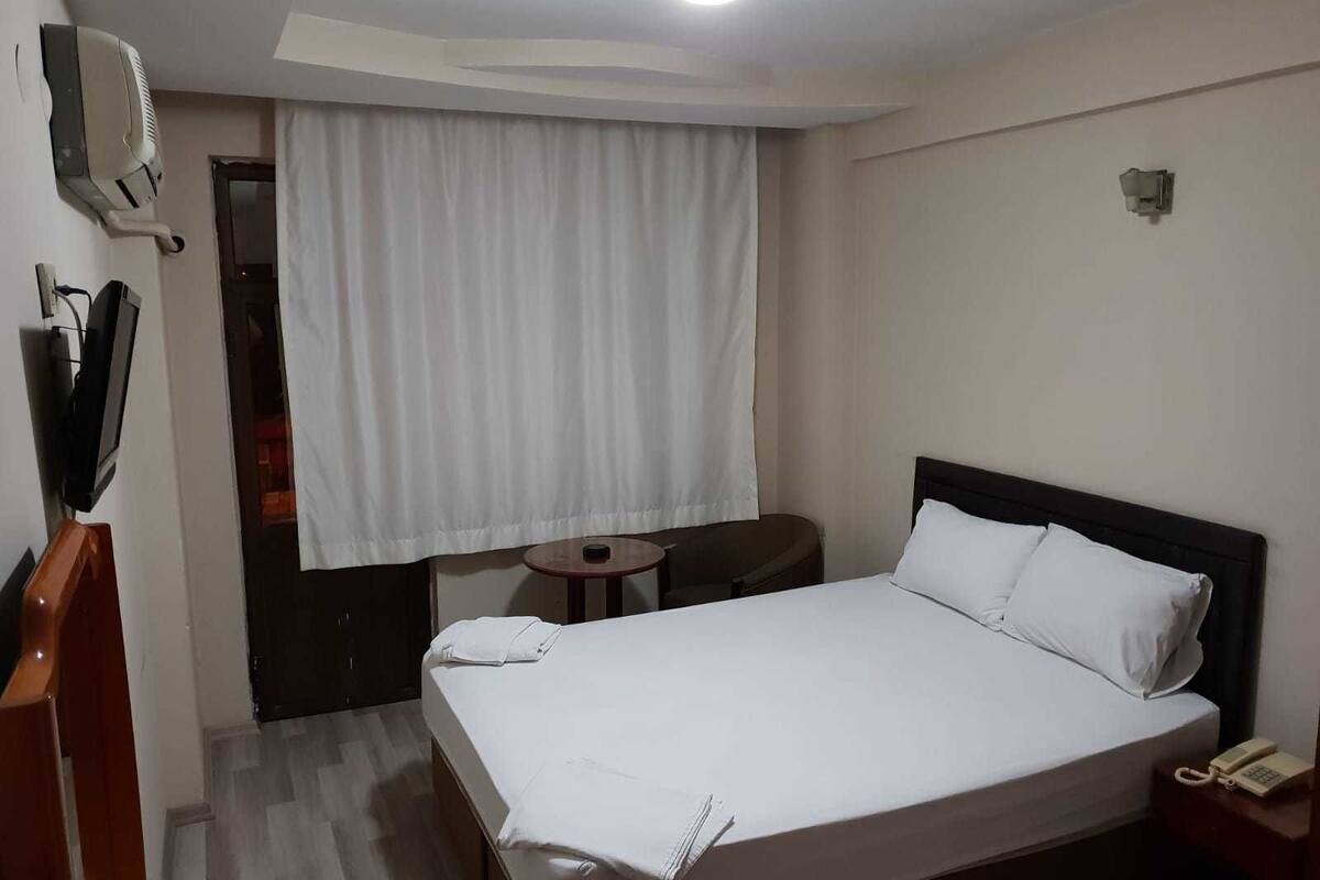 Quarto casal | Quartos à prova de som, Wi-Fi de cortesia, roupa de cama