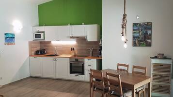 Exclusive Duplex, 2 Bedrooms, Terrace, Garden View | Private kitchen | Fridge, microwave, oven, stovetop