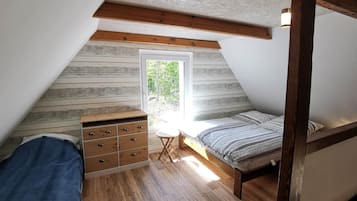 Seprai premium, kedap suara, dan tempat tidur bayi gratis