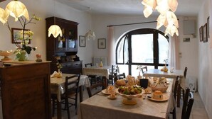 Frokostbuffé er inkludert hver dag