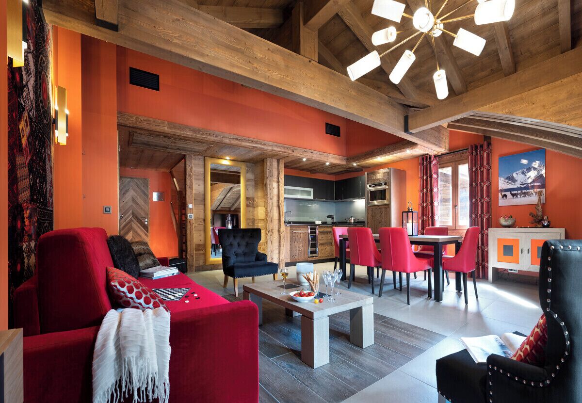 En 50-centimeters Flatskjerm-TV med digitale kanaler samt oppvarmet gulv