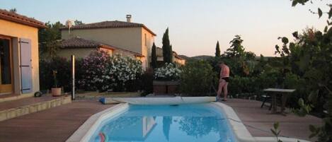 Seasonal outdoor pool