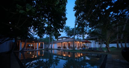 Olanda Private Beach Villa