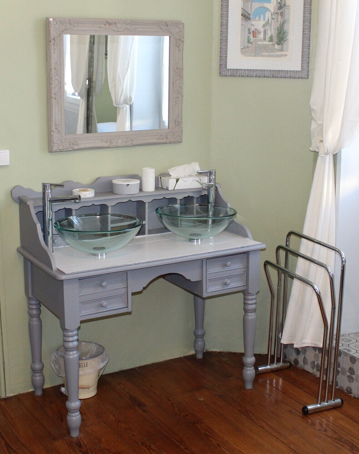 Family Suite, Private Bathroom (Chambre Magnolia) | Iron/ironing board, free WiFi, bed sheets