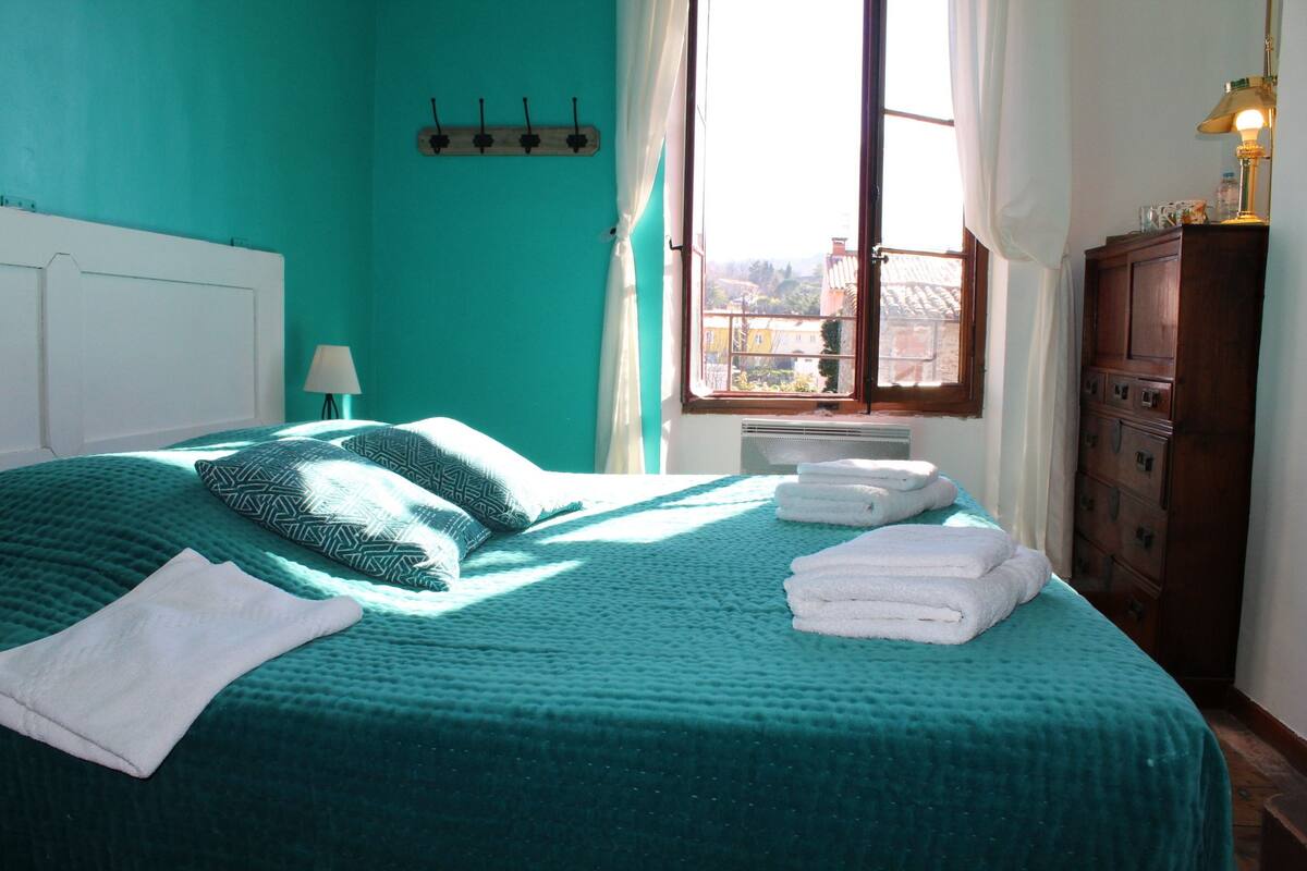 标  准双人房, 私人浴室, 山景 (Chambre Aqua) | 熨斗/熨板、免费 WiFi、床单