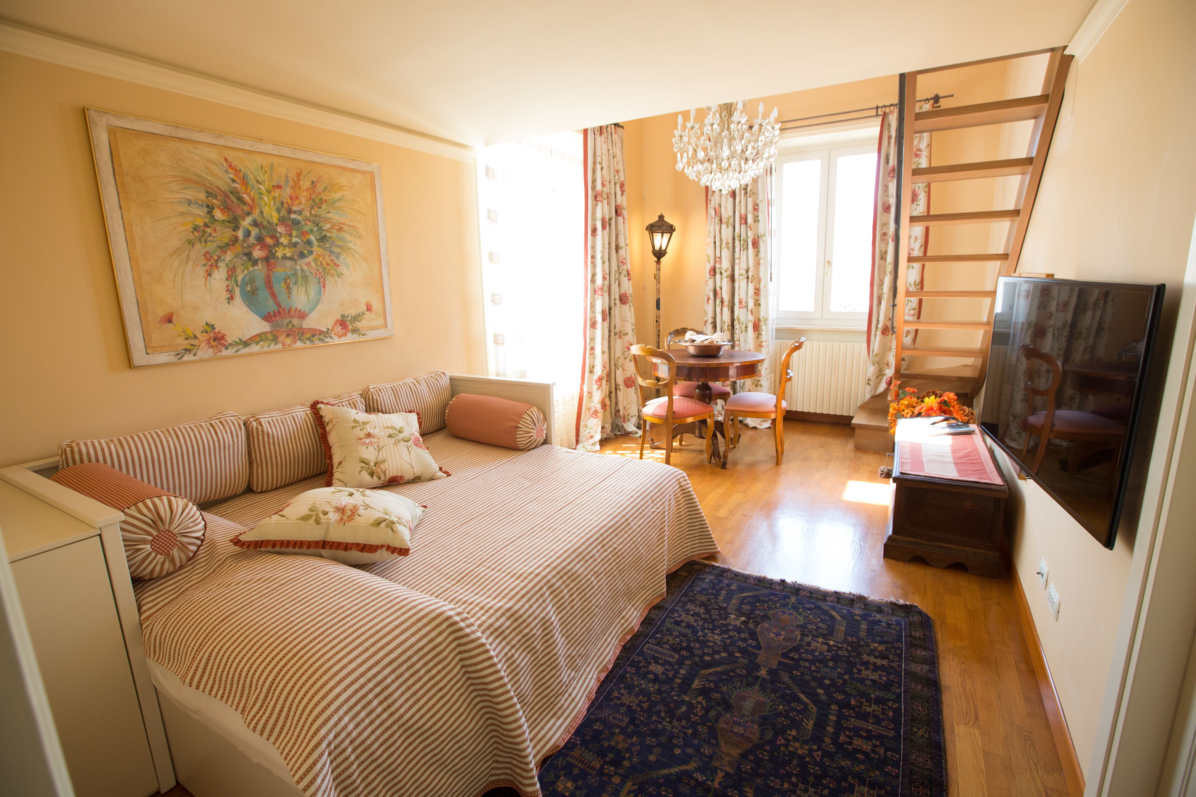 Deluxe-Apartment | Wohnbereich | Flachbildfernseher