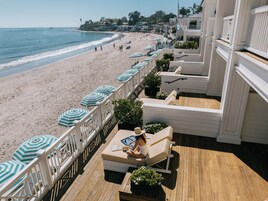 Beach House Terrace Suite | Premium bedding, down comforters, pillowtop beds, minibar