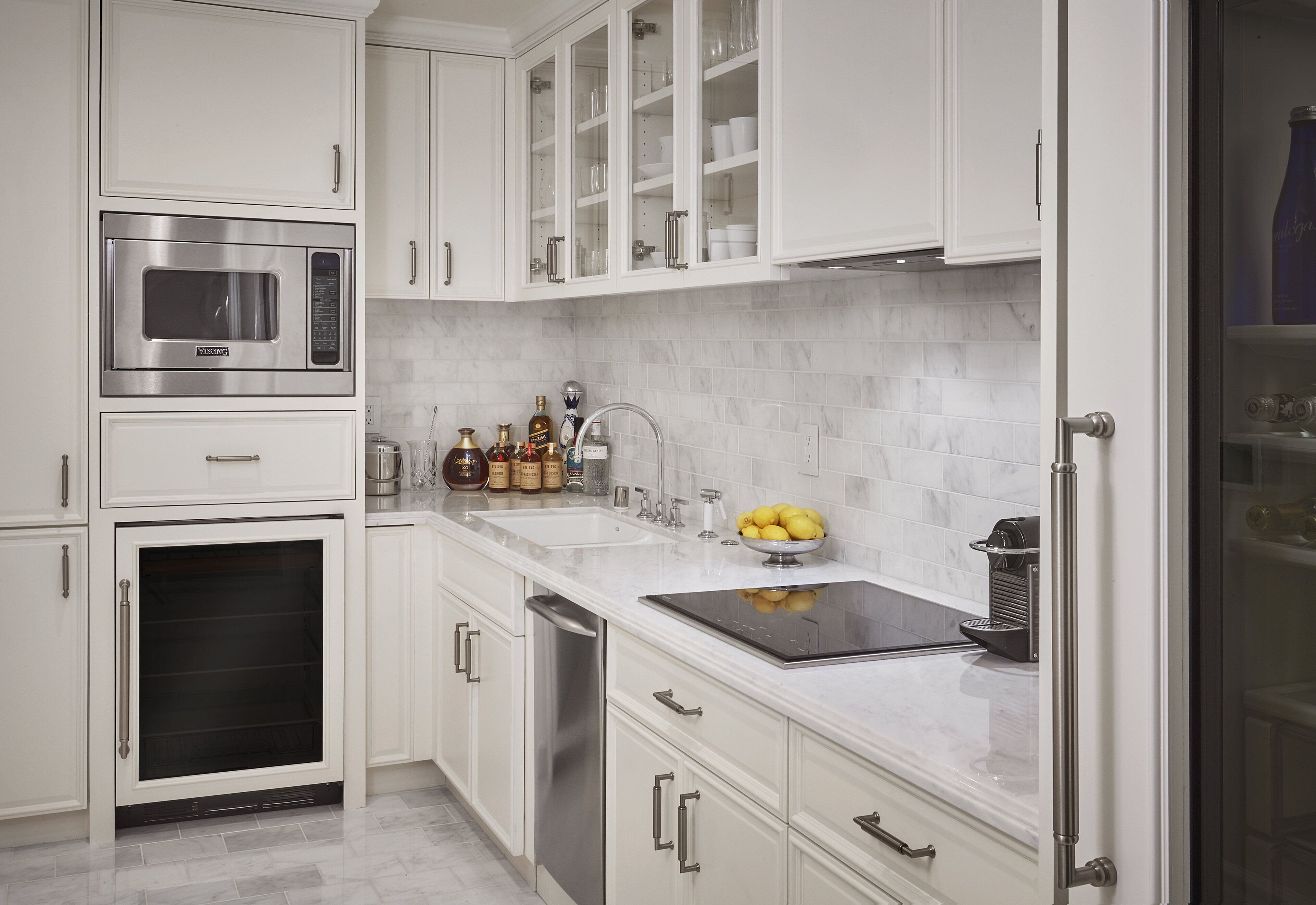 ambassador ocean view suite | private kitchen | coffee/tea maker