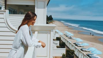 Beach House King | Beach/ocean view