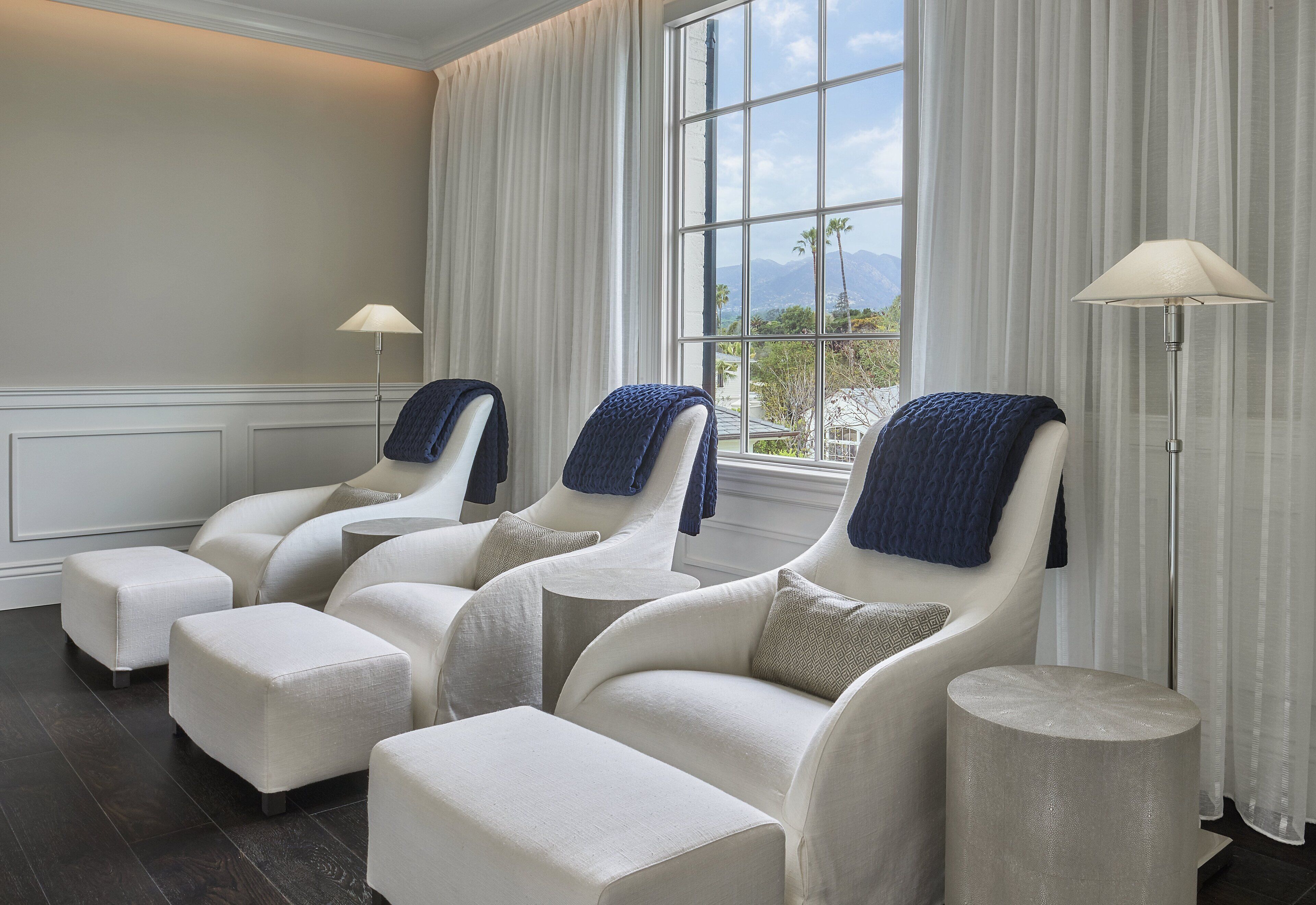 outdoor treatment area, body treatments, aromatherapy