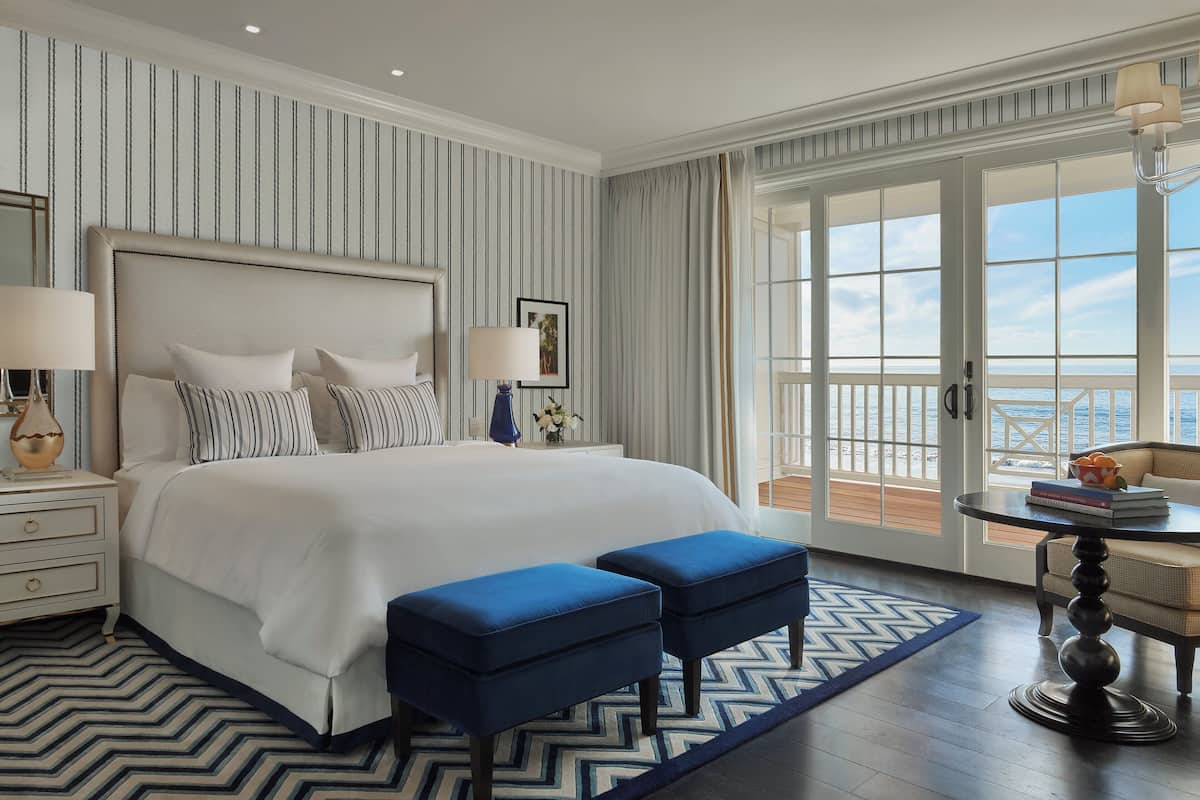 Luxe beddengoed, donsdekens, pillowtop-bedden, een minibar