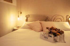 华丽双人房, 花园景观 | 迷你吧、客房内保险箱、办公桌、折叠床/加床（额外收费）