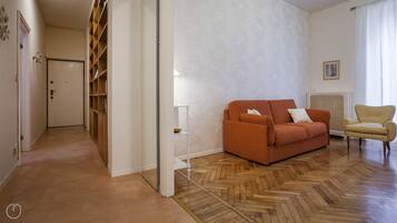 Apartment (1 Bedroom) | Interior