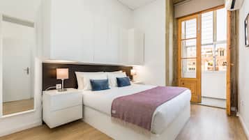 Superior appartement, 1 slaapkamer | Geluiddichte muren, een strijkplank/strijkijzer, gratis wifi, beddengoed