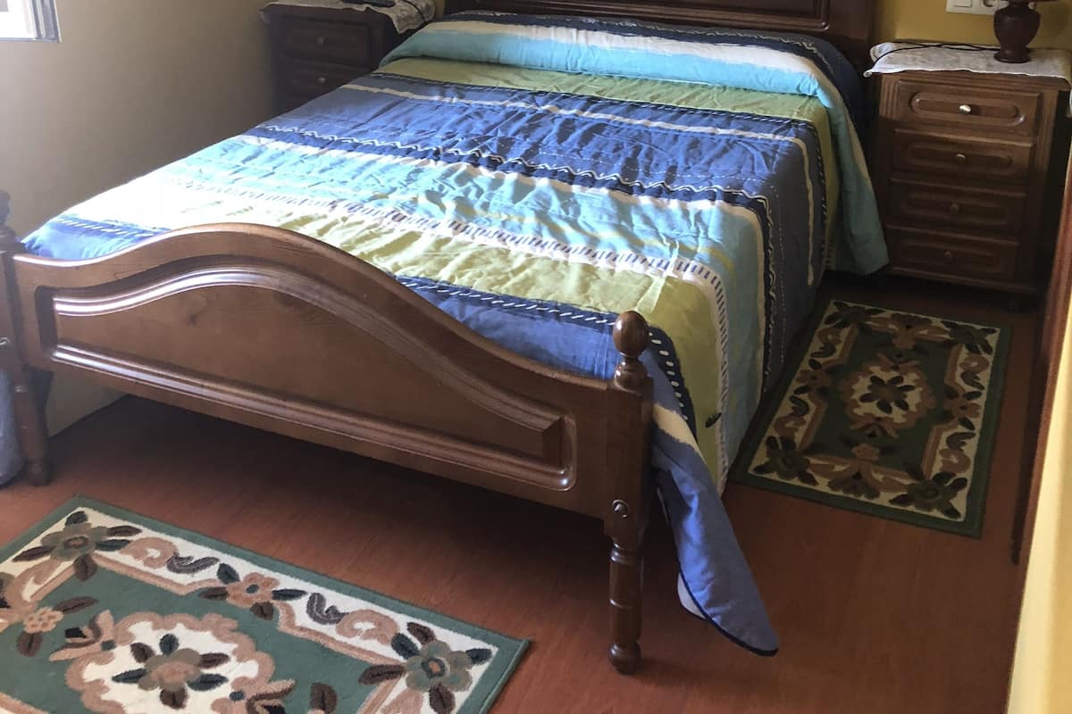 Triple Room | Blackout drapes, WiFi (free), individually decorated