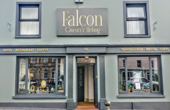 Entrée de l’hébergement