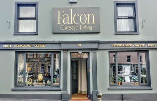 Falcon Hotel
