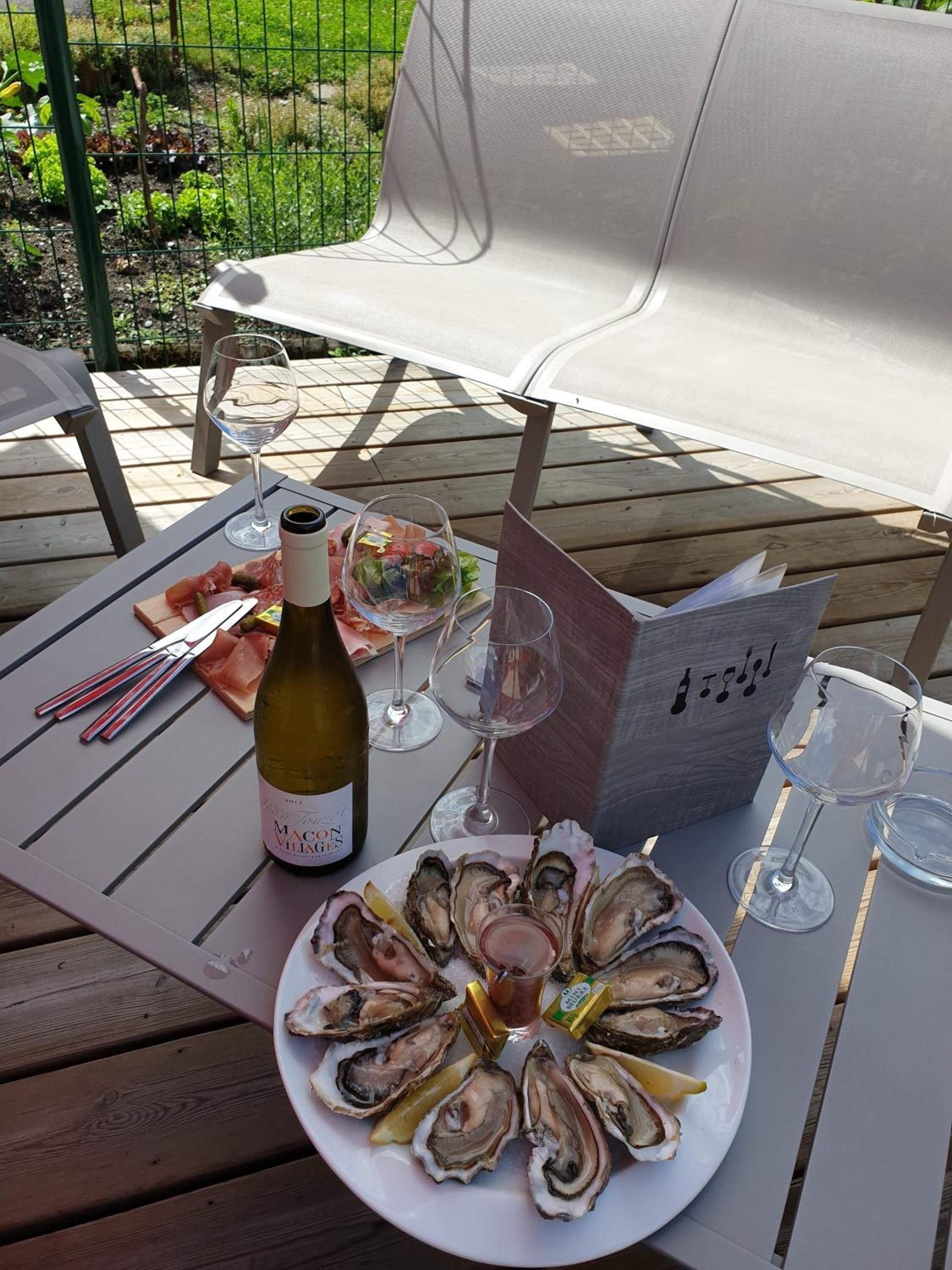 breakfast, lunch, dinner served; french cuisine