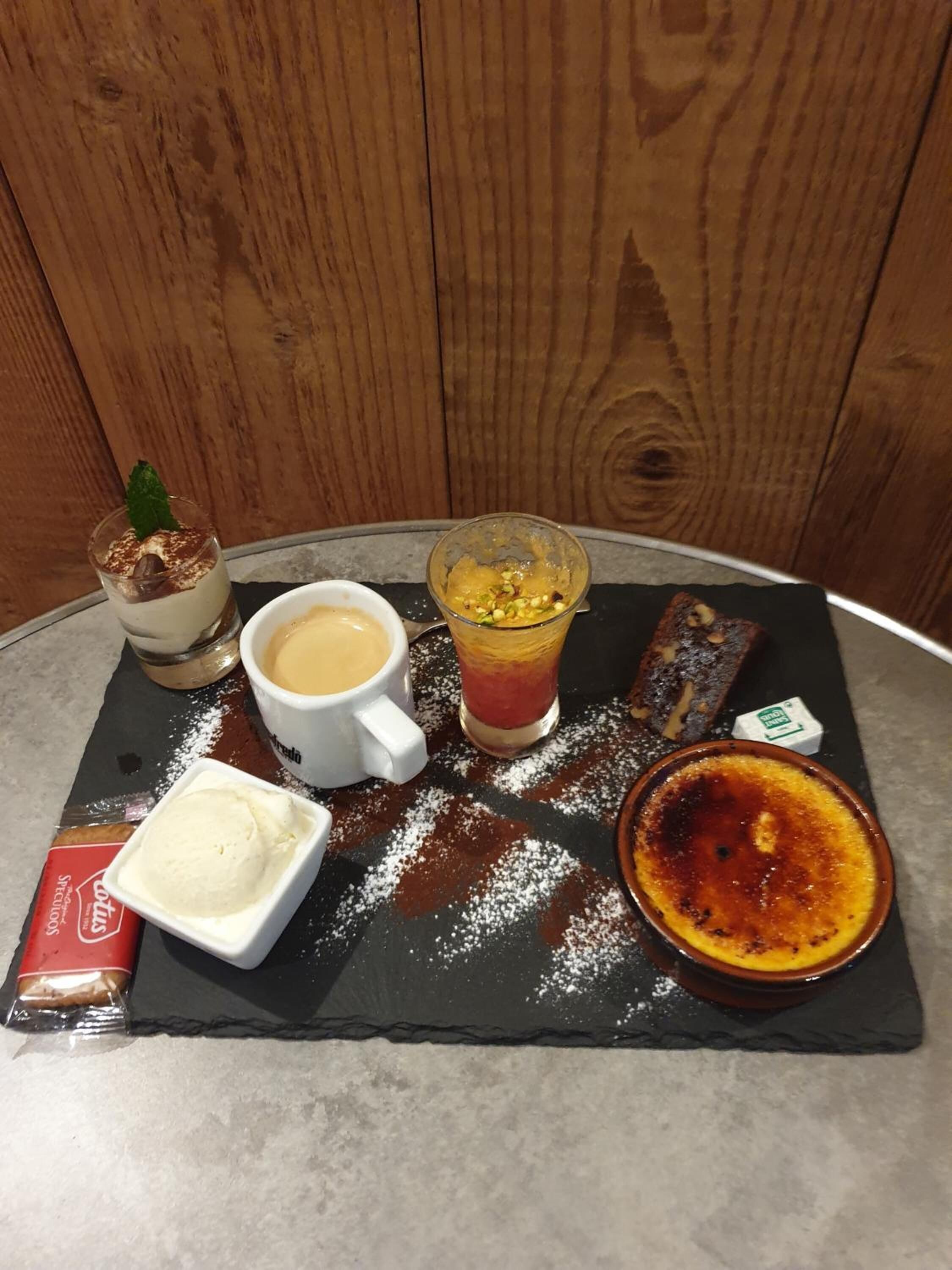 breakfast, lunch, dinner served; french cuisine