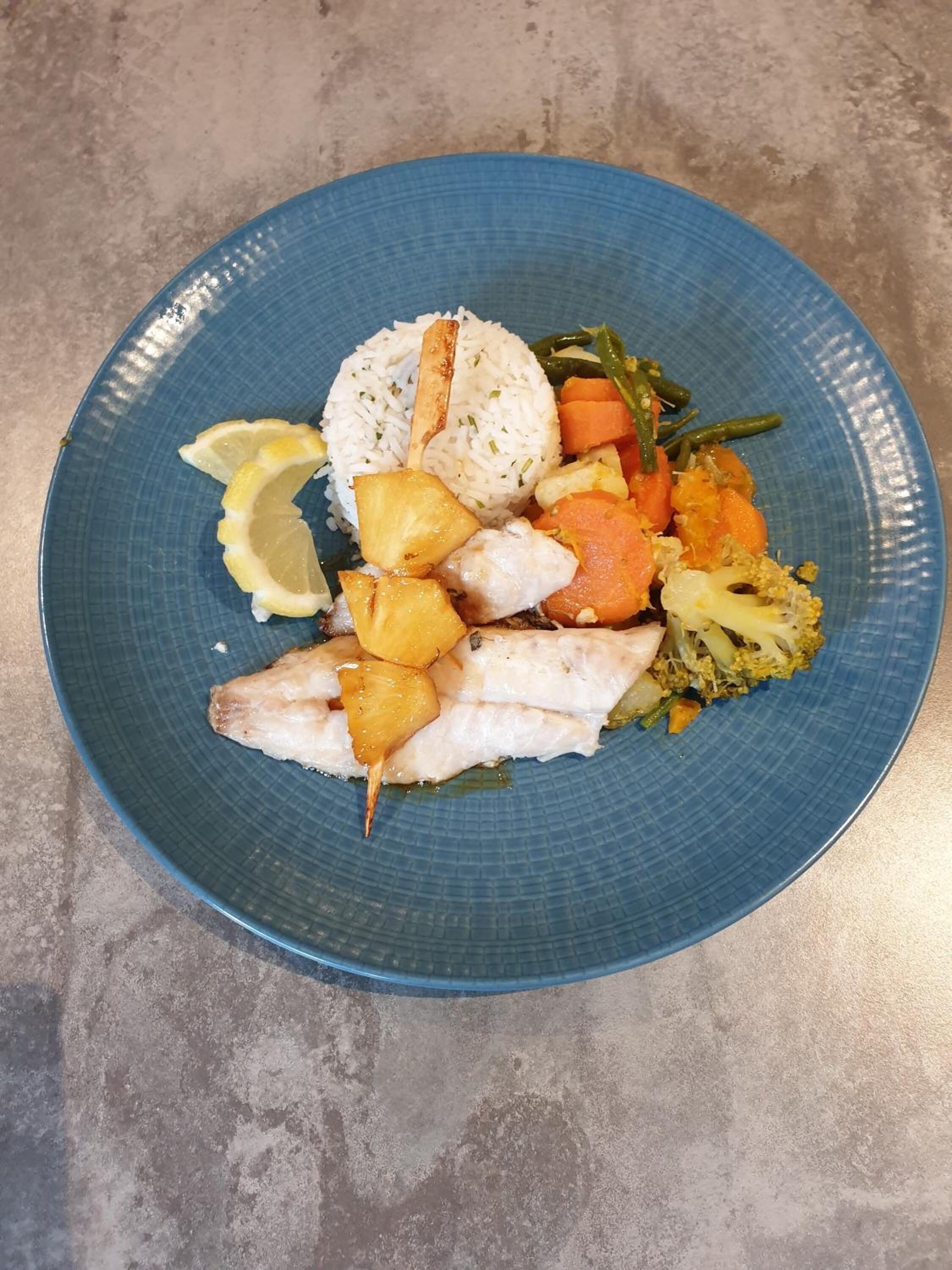 breakfast, lunch, dinner served; french cuisine