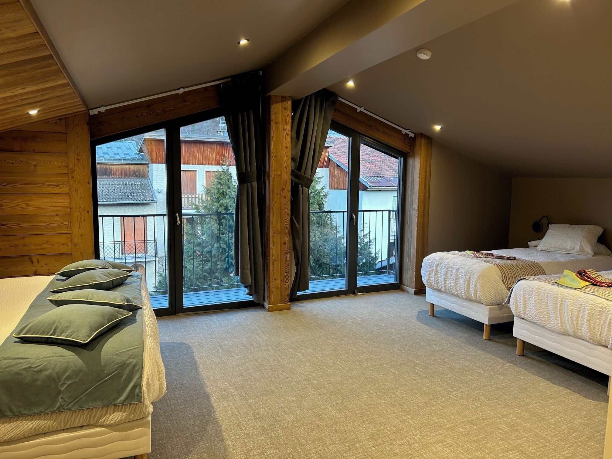 Family Quadruple Room | Premium bedding, individually decorated, individually furnished, desk