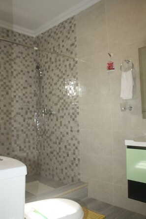 Suite, 1 Bedroom | Bathroom