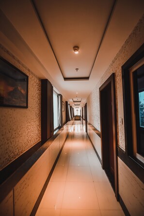 Deluxe Double Room, 1 King Bed, Non Smoking | Floor plan - Konark Grand Hotel (Mirzapur)