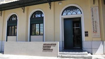 Tempat menarik