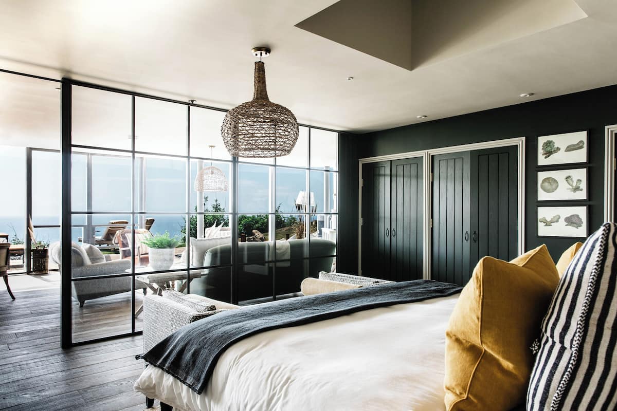 secret suite (pet) | 1 bedroom, premium bedding, in-room safe, individually decorated