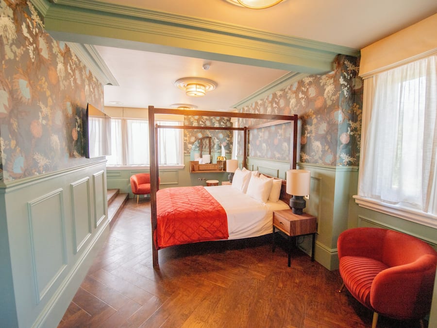 Chambre Deluxe double | Coffre-fort, décor unique, ameublement unique, rideaux d’obscurcissement