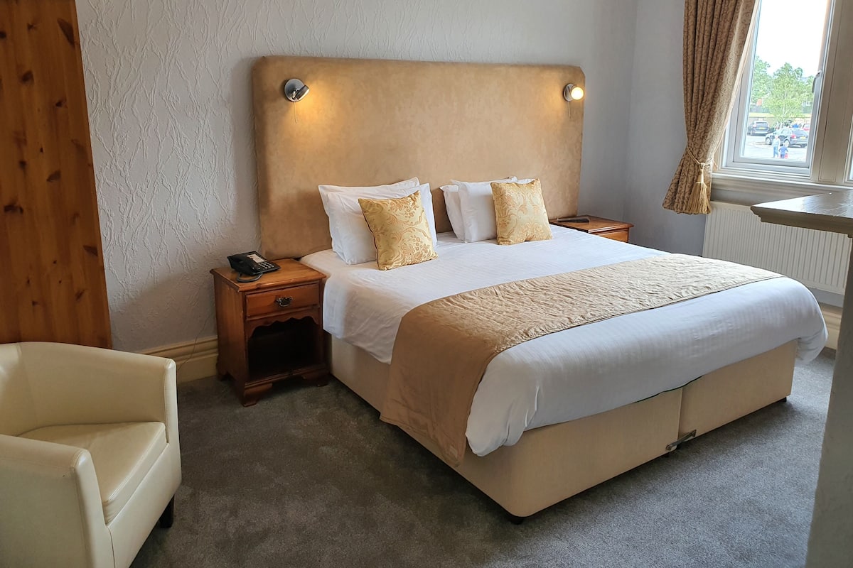 Classic-Doppelzimmer (Super King) | Individuell dekoriert, individuell eingerichtet, Schreibtisch