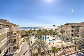 A heated pool - Beachfront Condo w/ Pool Access in Hilton Head! (Hilton Head Island)