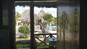 Cottage Confort, non-fumeurs, vue piscine | Bureau, Wi-Fi gratuit