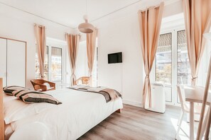 7 bedrooms, iron/ironing board, free WiFi, bed sheets