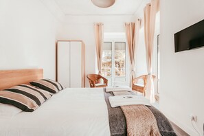 7 chambres, fer et planche à repasser, Wi-Fi gratuit, draps fournis