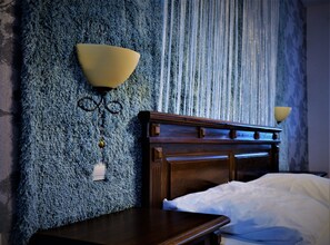 Chambre Supérieure, 1 grand lit, vue jardin | Vue de la chambre