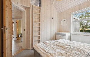 4 عدّة غرف نوم وسرير سفر وواي فاي مجانًا