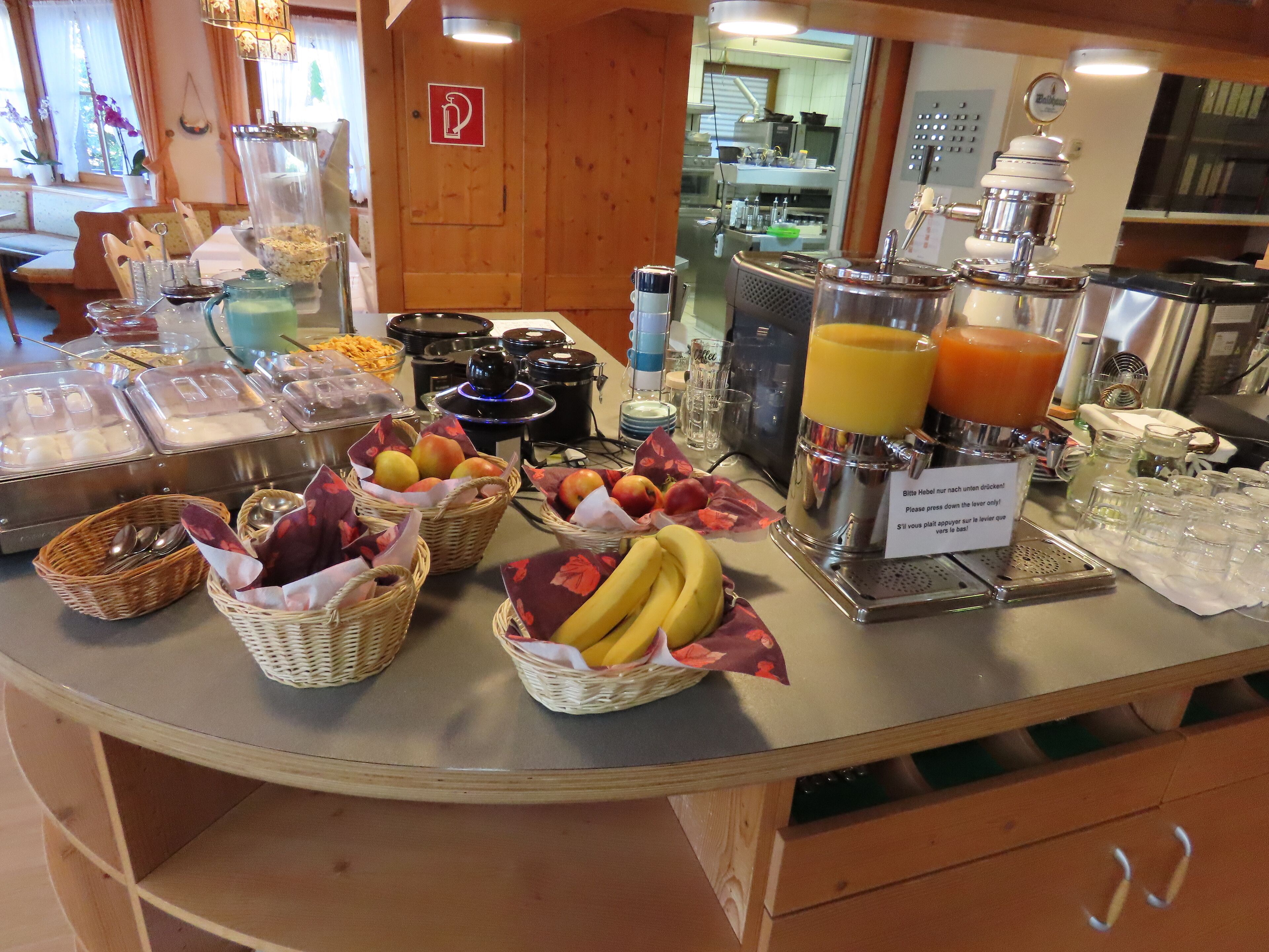 Free daily buffet breakfast 