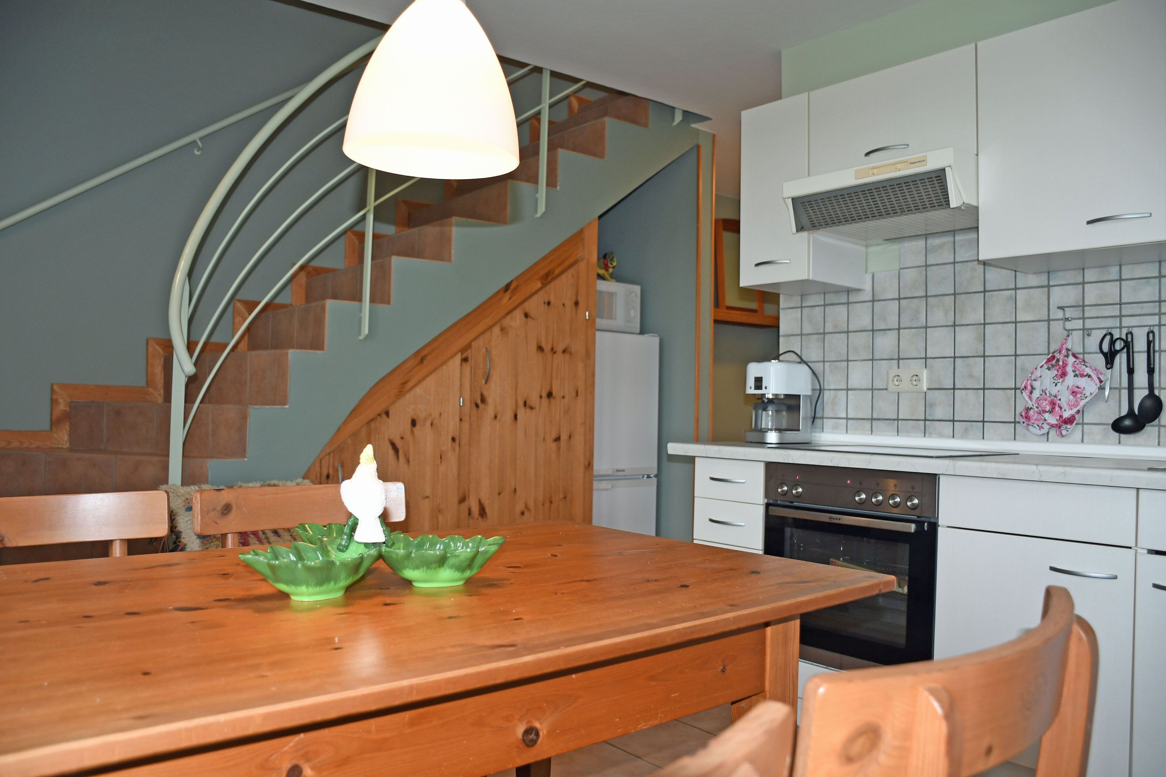 Réfrigérateur, micro-ondes, four, lave-vaisselle