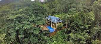 Monos Locos - Portasol Vacation Rental