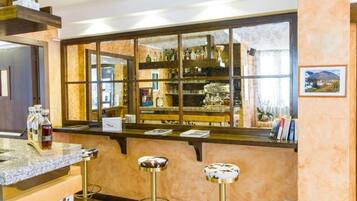 Bar (in der Unterkunft)