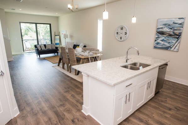 Luxus-Stadtwohnung, 3 Schlafzimmer | Eigene Küche