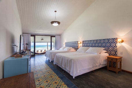 1 bedroom, pillowtop beds, minibar, in-room safe. Pousada A Capela