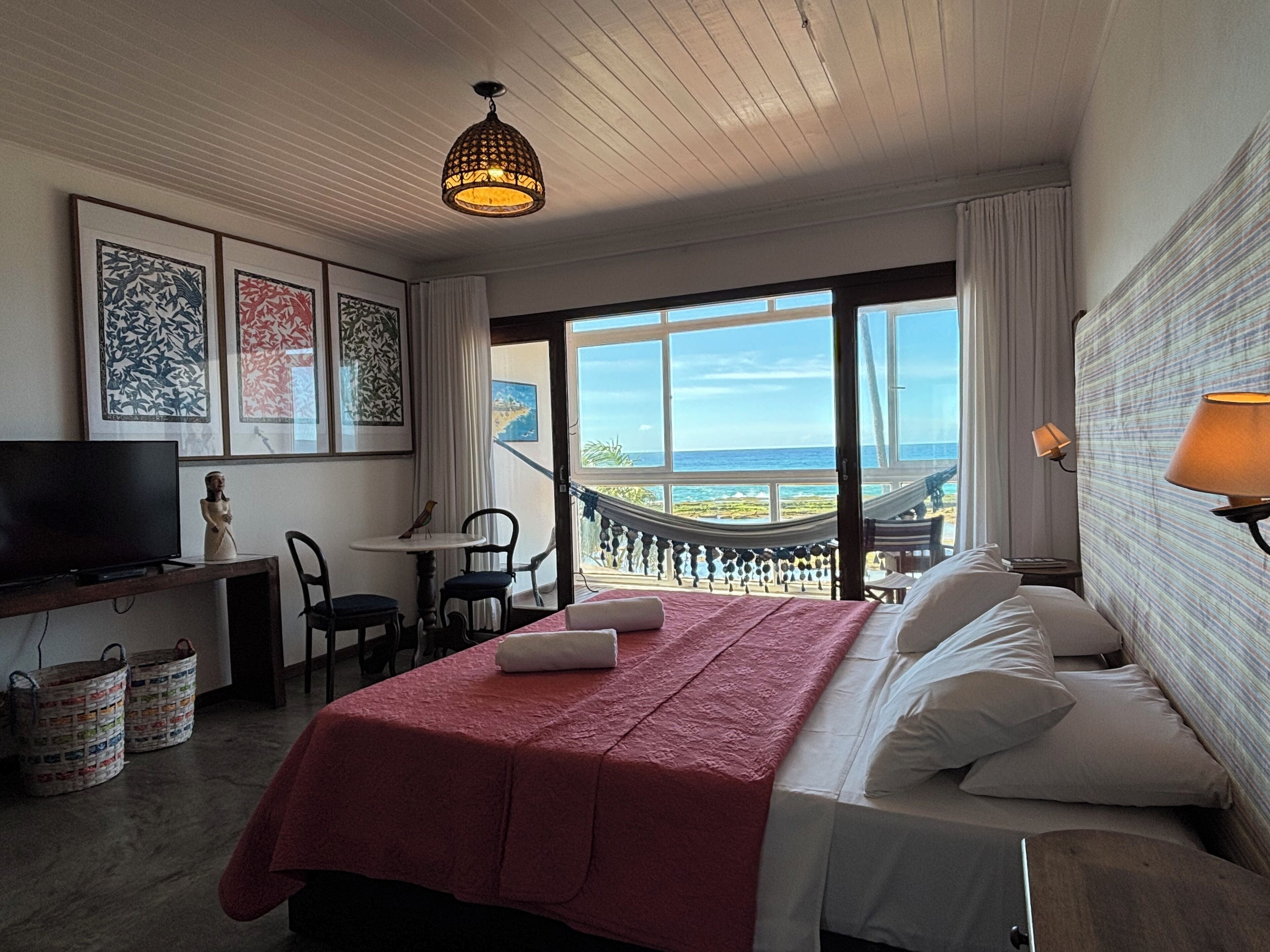 Quarto Duplo com Varanda e Vista Mar | 1 bedroom, pillowtop beds, minibar, in-room safe