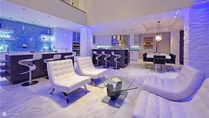 Executive-Haus, 4 Schlafzimmer | Wohnbereich