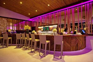 Bar (on property) - The Boathouse Phuket (Karon)